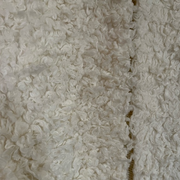 White Sherpa Faux Fur Open Vest - Picture 3 of 15